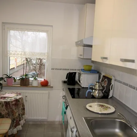 Private - Mittelfeld