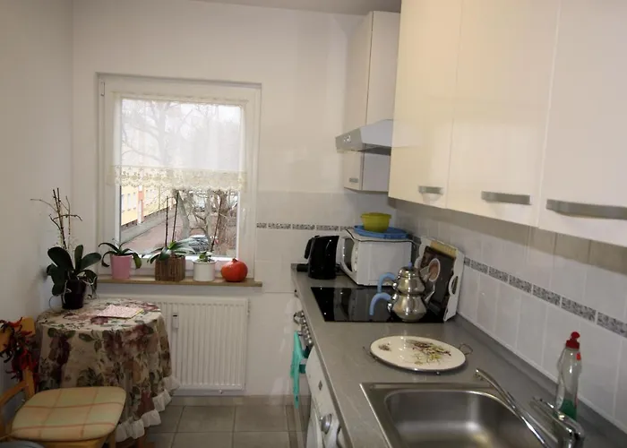 Private - Mittelfeld